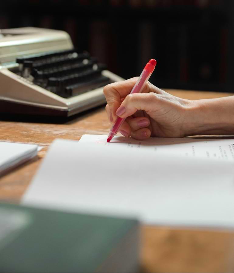 About section - Elena Vukovic: Freelance Content Writer.